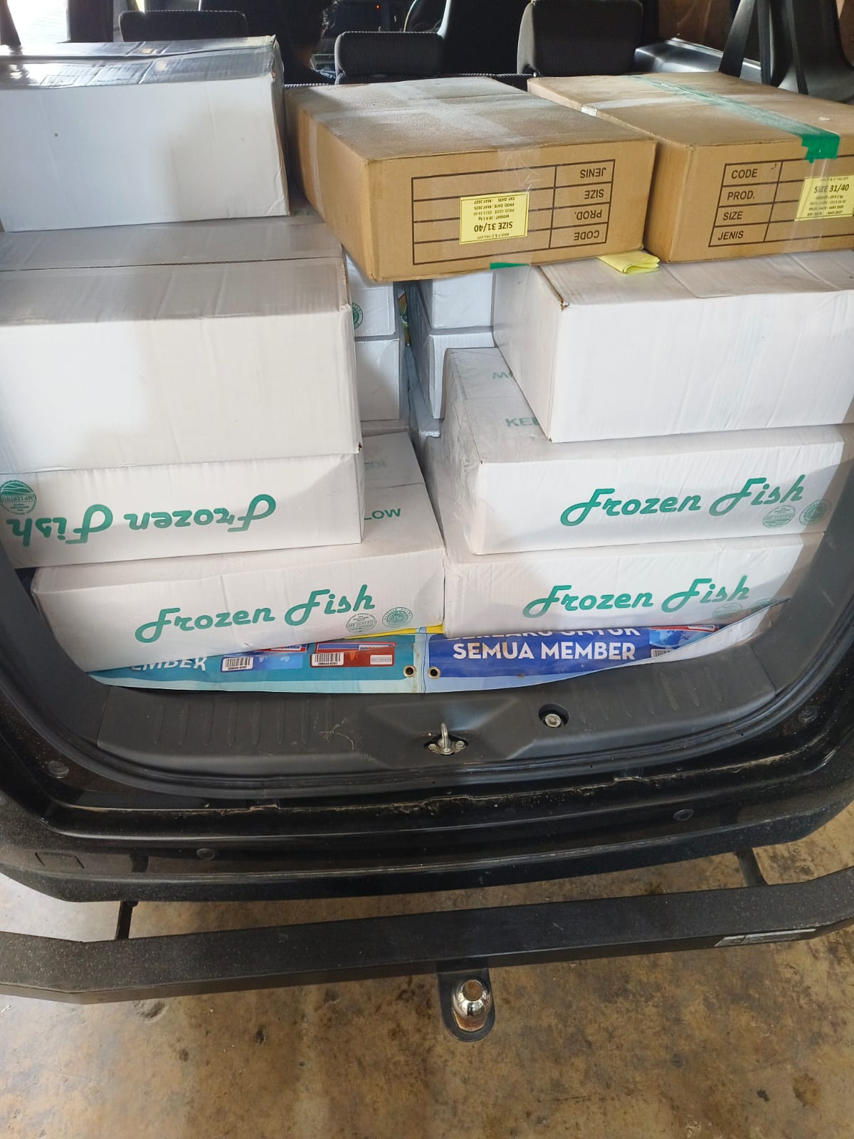 Armada pengiriman ayam frozen Jabodetabek